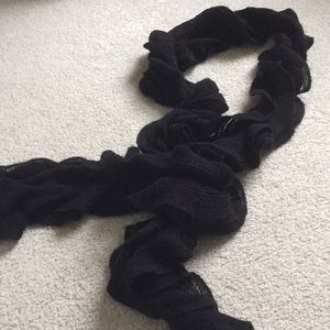 Black ruffle scarf